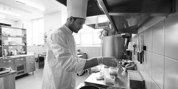 Contratos de Trabajo / Situaciones Irregulares Retiro · Contrato de Prácticas / Estatuto del Becario