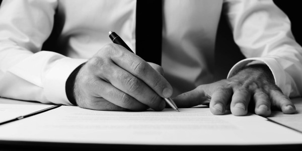 Contratos de Trabajo / Situaciones Irregulares Retiro · Defensa Legal
